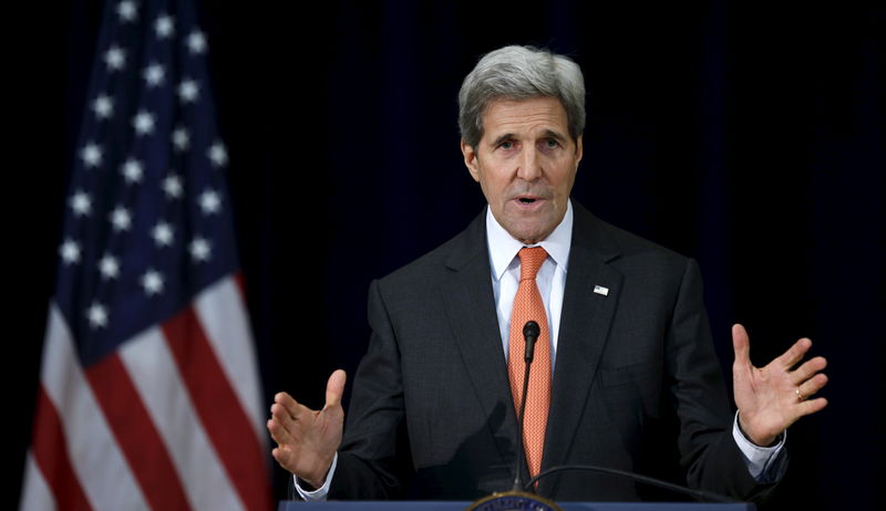 © Reuters. John Kerry speaks at the State Department in Washington