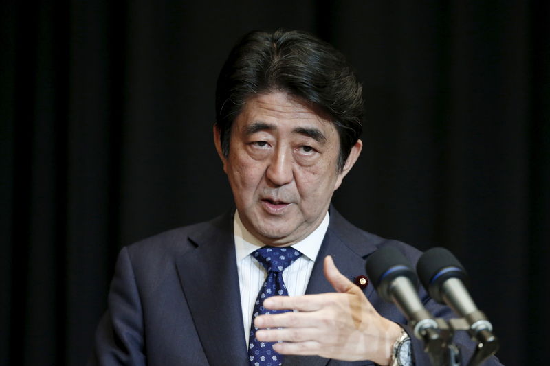 © Reuters. اليابان ترفع الحد الأدنى للأجور 3% لتعزيز الاستهلاك