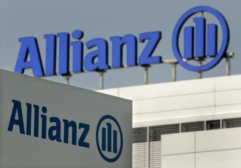 © Reuters. Штаб-квартира Allianz в Мюнхене