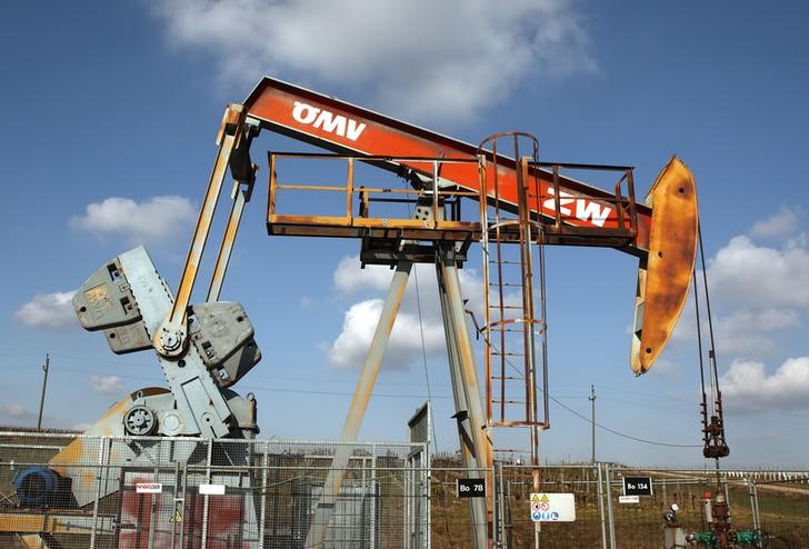 © Reuters. A pumpjack of Austrian oil and gas group OMV is pictured in Auersthal