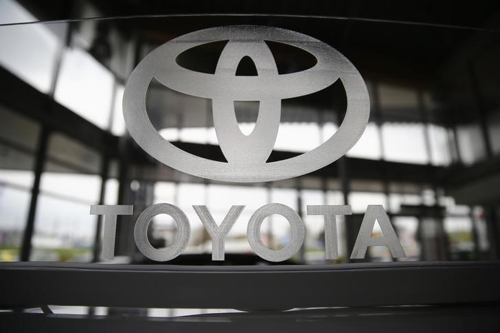 © Reuters. تويوتا تعيد استدعاء 1.6 مليون سيارة في اليابان بسبب الوسائد الهوائية