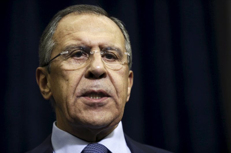© Reuters. لافروف: روسيا لن تشن حربا على تركيا بعد أن أسقطت طائرتها