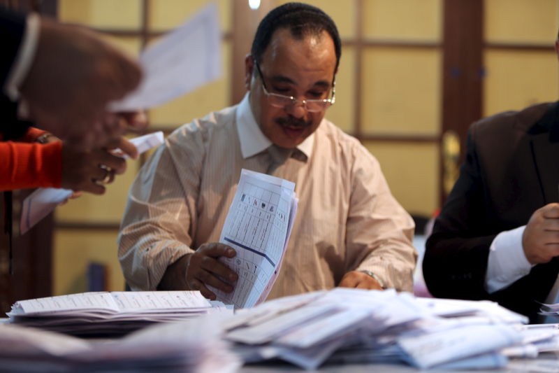 © Reuters. ائتلاف مؤيد للسيسي يفوز بجميع مقاعد القوائم في برلمان مصر