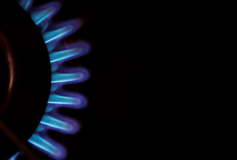 © Reuters. BAISSE DE 9,1% DES TARIFS DU GAZ EN 2015