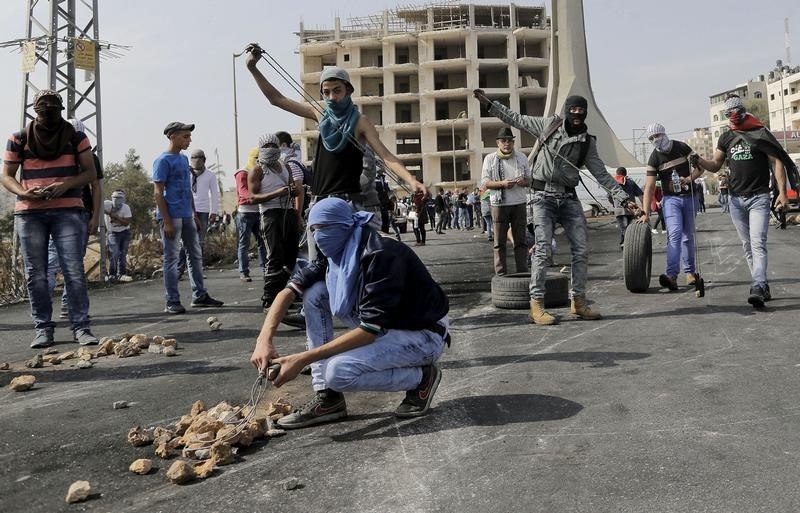© Reuters. القوات الإسرائيلية تقتل فلسطينيين اثنين في الضفة الغربية