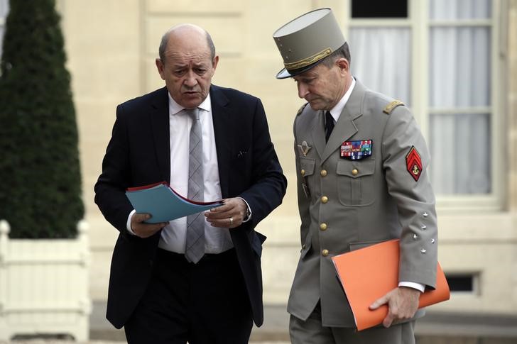 © Reuters. فرنسا تقول مشاركة سلاح الجو البريطاني في سوريا مطلوبة للضغط على الدولة الإسلامية