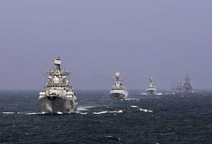 © Reuters. البحرية الصينية تجري أول تدريب مشترك على مكافحة القرصنة مع حلف الاطلسي