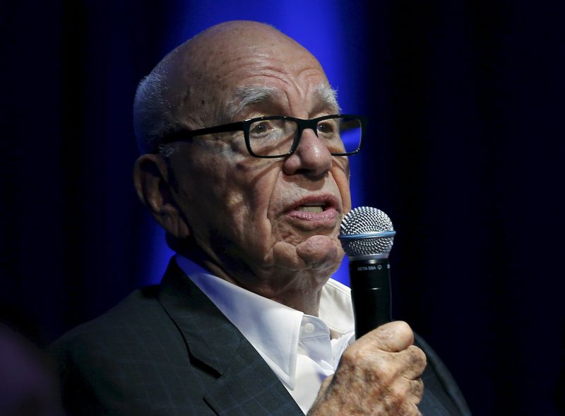 © Reuters. File photo of Murdoch as a judge during a global start up showcase during the WSJDLive conference in Laguna Beach