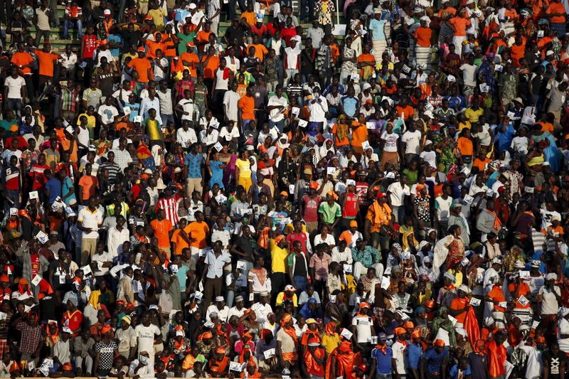 © Reuters. أول انتخابات رئاسية منذ عقود في بوركينا فاسو