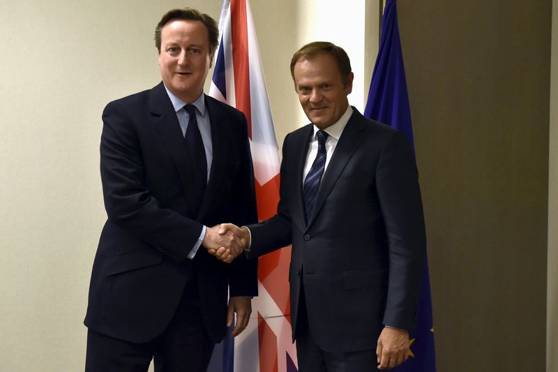 © Reuters. كاميرون يتوقع اجراء محادثات مع زعماء الاتحاد الأوروبي بشأن مطالب بريطانيا