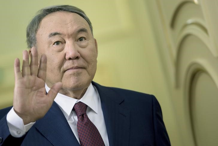 © Reuters. قازاخستان تحث روسيا وتركيا على التحقيق في إسقاط الطائرة الروسية