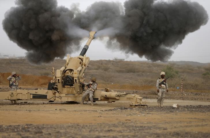 © Reuters. سكان: مقتل عشرات الحوثيين في هجوم على حدود السعودية