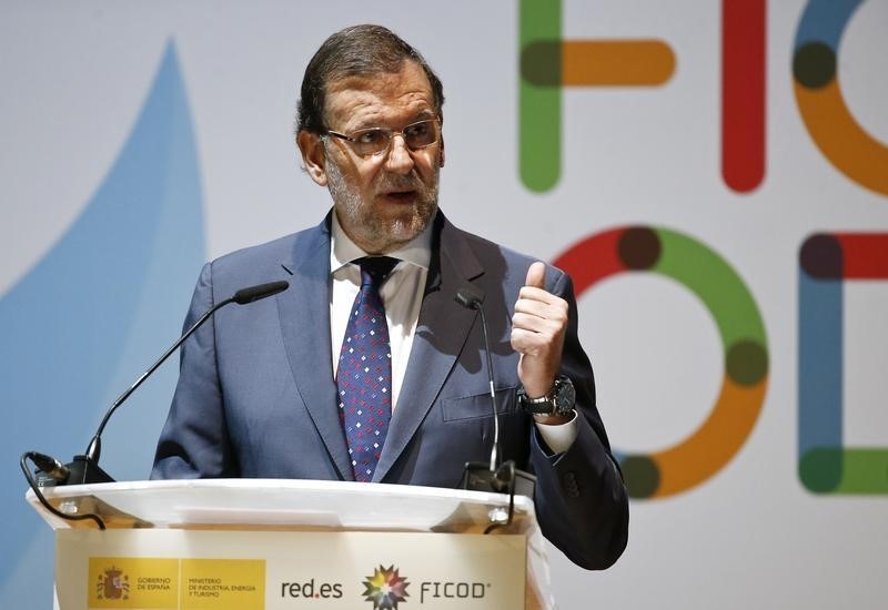 © Reuters. El PP pierde apoyos, pero ganaría las elecciones generales en España:CIS