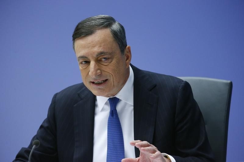 © Reuters. El Ibex-35 baja tras no cumplir BCE con expectativas del mercado