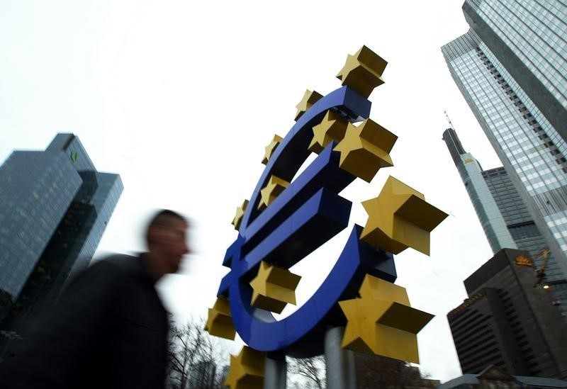 © Reuters. El Ibex-35 cierra con caída del 2,4% tras decepcionar Draghi