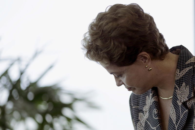 © Reuters. المحكمة العليا في البرازيل ترفض الطعون في مساءلة روسيف