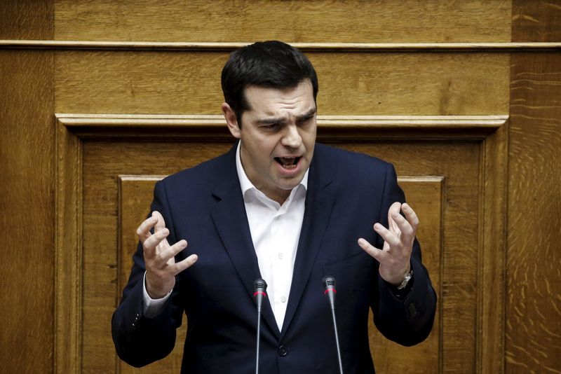 © Reuters. البرلمان اليوناني يوافق على ميزانية 2016