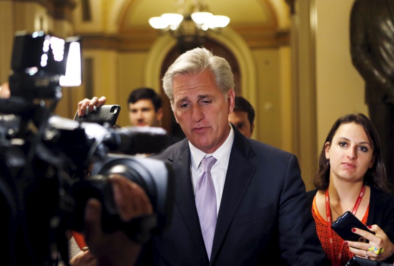 © Reuters. House Majority Leader Kevin McCarthy (R-CA) leaves after a meeting with Rep. Paul Ryan on Capitol Hill in Washington