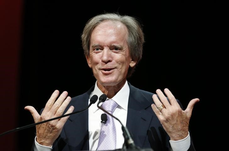 © Reuters. Bill Gross speaks at the Morningstar Investment Conference in Chicago