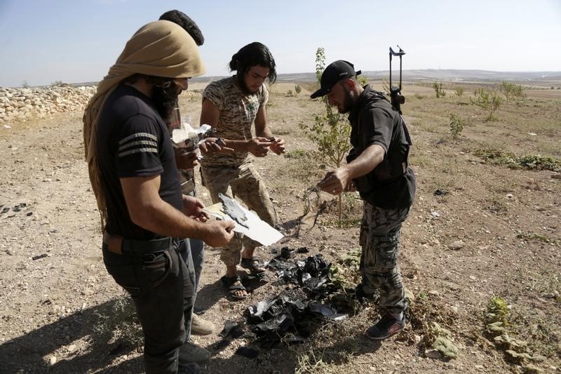 © Reuters. المعارضة السورية تبحث عن أرضية مشتركة في الرياض أمام مكاسب الجيش