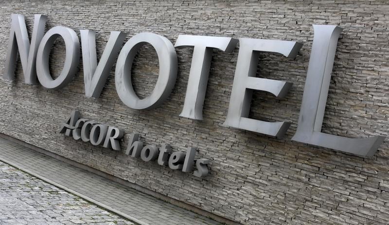 © Reuters. A logo of Novotel hotel  part of Accor, Europe's largest hotel group is seen in Warsaw