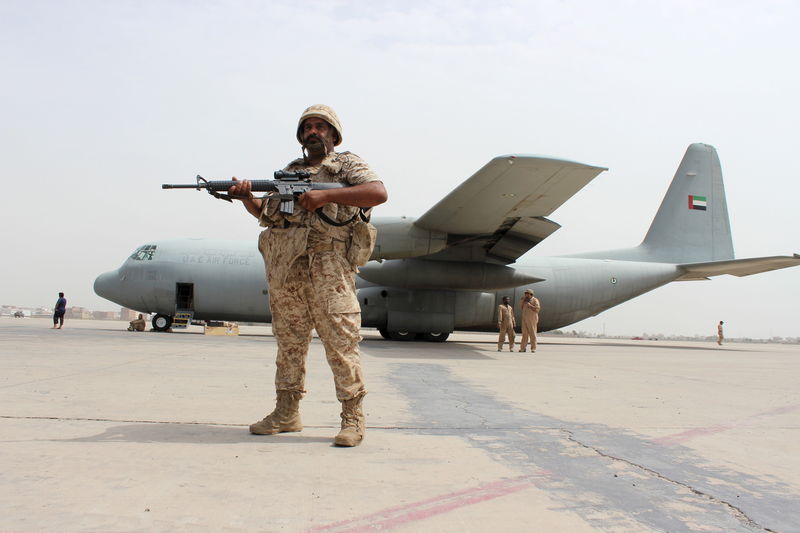 © Reuters. التحالف العربي يسيطر على جزر يمنية بالبحر الأحمر