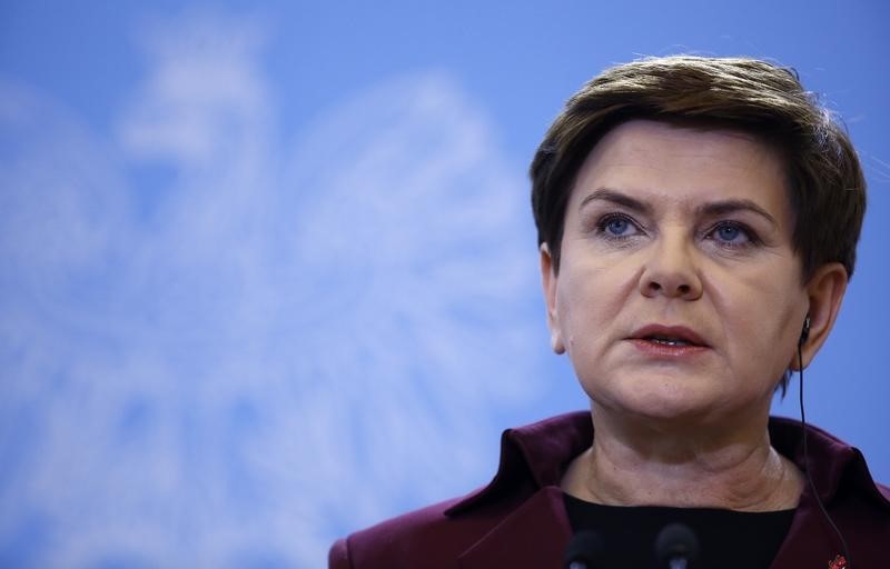 © Reuters. Primeira-ministra polonesa, Beata Szydlo, durante encontro em Varsóvia