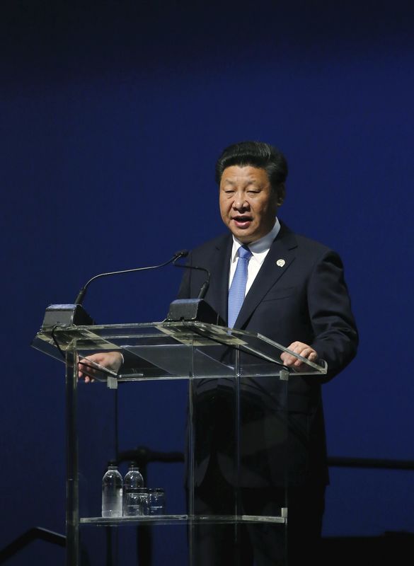 © Reuters. رئيس الصين يبحث تغير المناخ في اتصال هاتفي مع أوباما