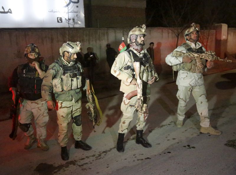 © Reuters. Los talibanes reivindican un ataque a la embajada española en Kabul