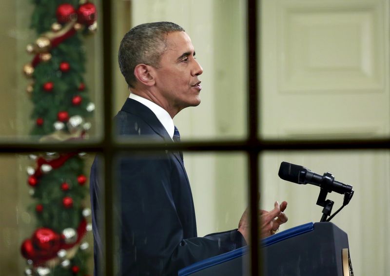 © Reuters. U.S. President Obama speaks about counter-terrorism during an address to the nation from the Oval Office of the White House in Washington