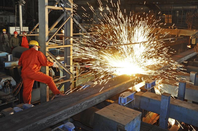 © Reuters. La economía china muestra señales de estabilización, necesita más estímulos