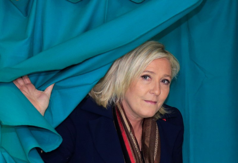 © Reuters. Los comicios regionales franceses prueban la fuerza de la extrema derecha 