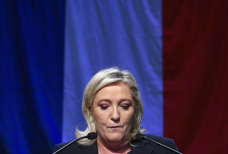 © Reuters. LE FRONT NATIONAL BUTE SUR LE SECOND TOUR