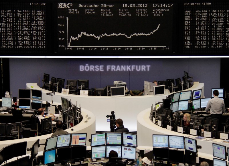 © Reuters. Picture of the DAX board at the Frankfurt stock exchange