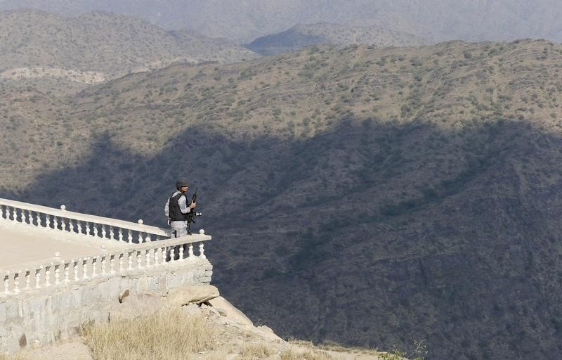 © Reuters. Arabia Saudí anuncia alianza de 34 países islámicos contra el terrorismo