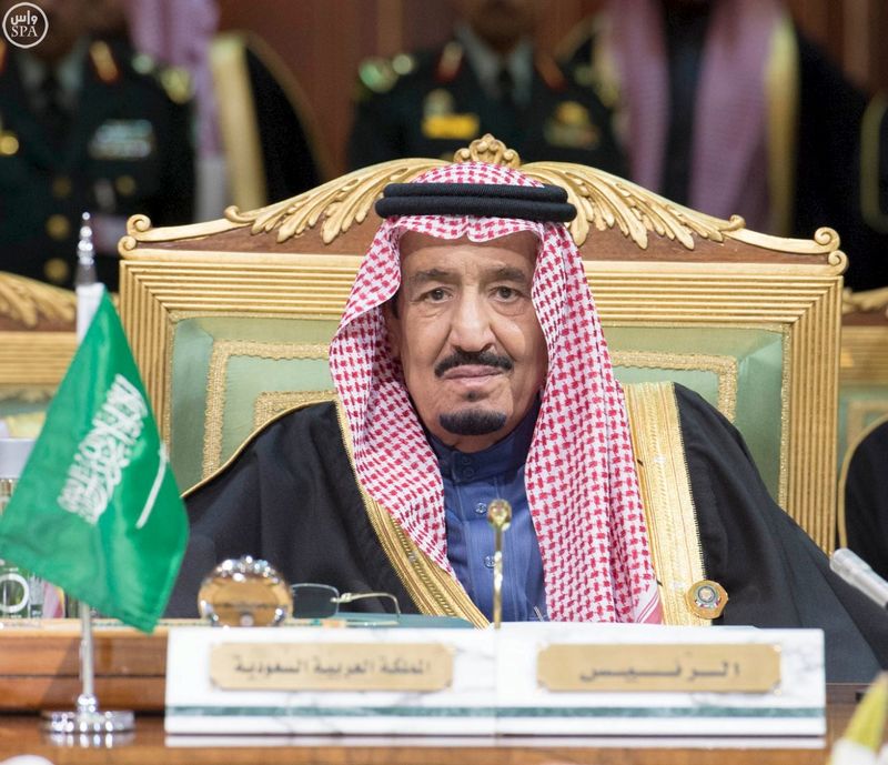 © Reuters. الملك سلمان يأمر بزيادة الاستثمارات السعودية في مصر وتلبية حاجاتها البترولية