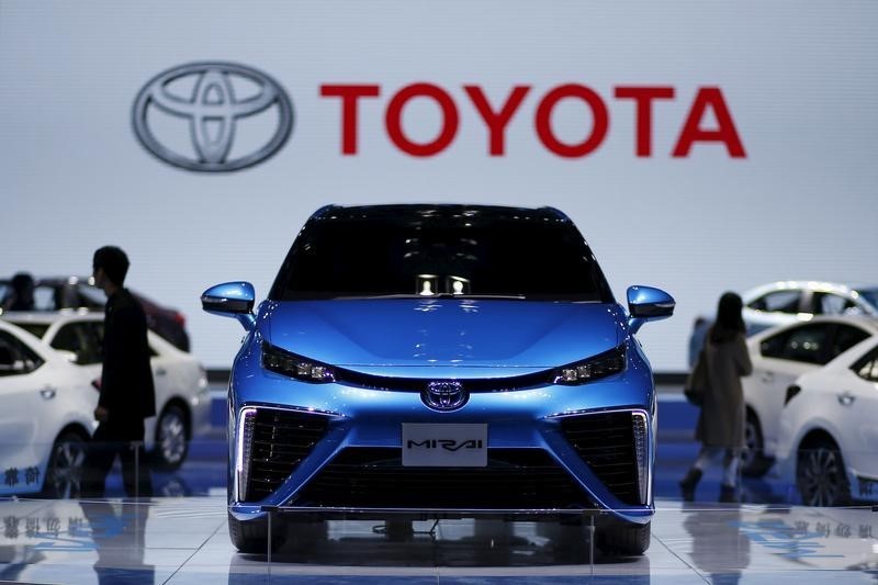 © Reuters. LES VENTES MONDIALES DE TOYOTA DEVRAIENT ÊTRE IDENTIQUES À 2015