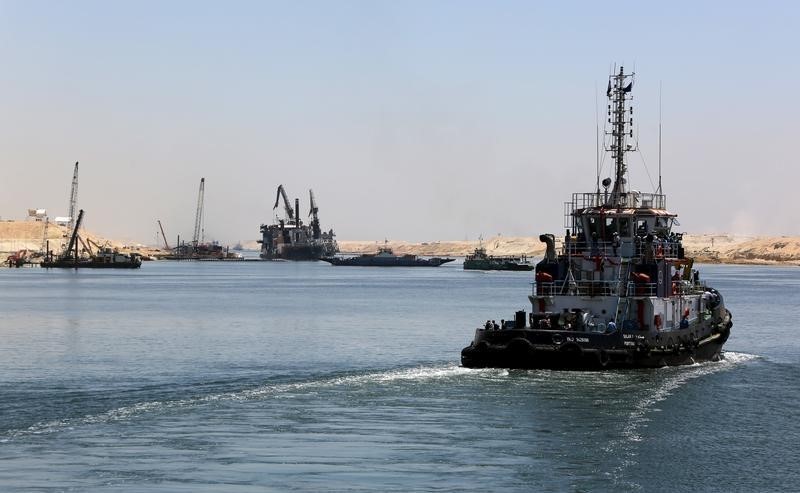 © Reuters. انخفاض إيرادات مصر من قناة السويس إلى 408.4 مليون دولار في نوفمبر