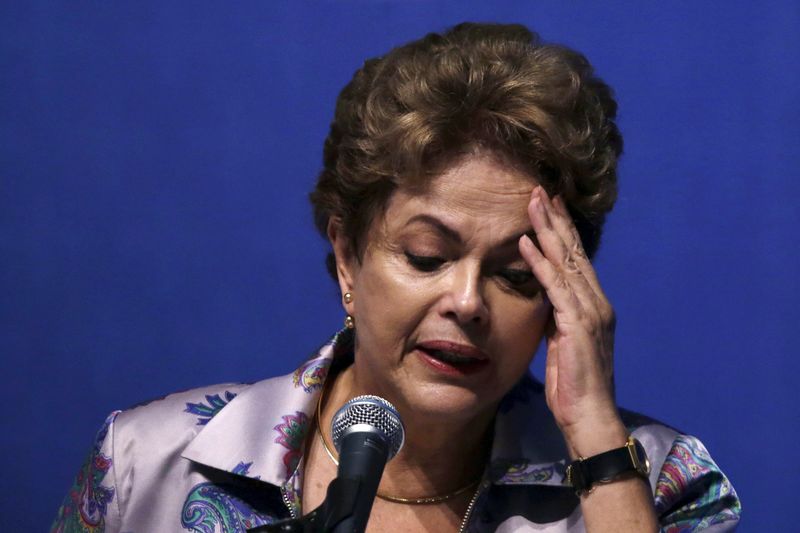 © Reuters. Brazil's President Dilma Rousseff speaks during the 15th National Health Conference in Brasilia