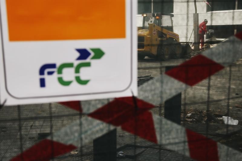 © Reuters. FCC aprueba aumento de capital de 710 mlns euros para reducir deuda