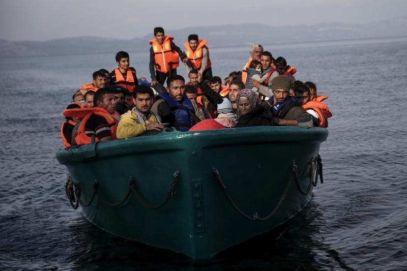 © Reuters. منظمة الهجرة: قرابة مليون لاجيء دخلوا أوروبا في 2015