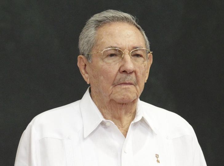 © Reuters. Presidente cubano Raúl Castro durante cerimônia em Merida, no México