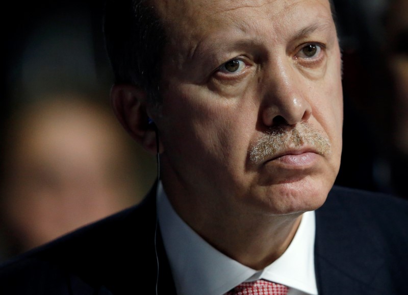 © Reuters. Turkish President Erdogan attends the opening session of the World Climate Change Conference 2015 (COP21) at Le Bourget, near Paris