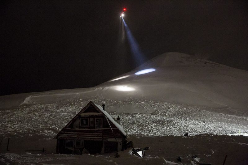 © Reuters. مقتل شخص في انهيار جليدي بارخبيل سفالبارد بالنرويج