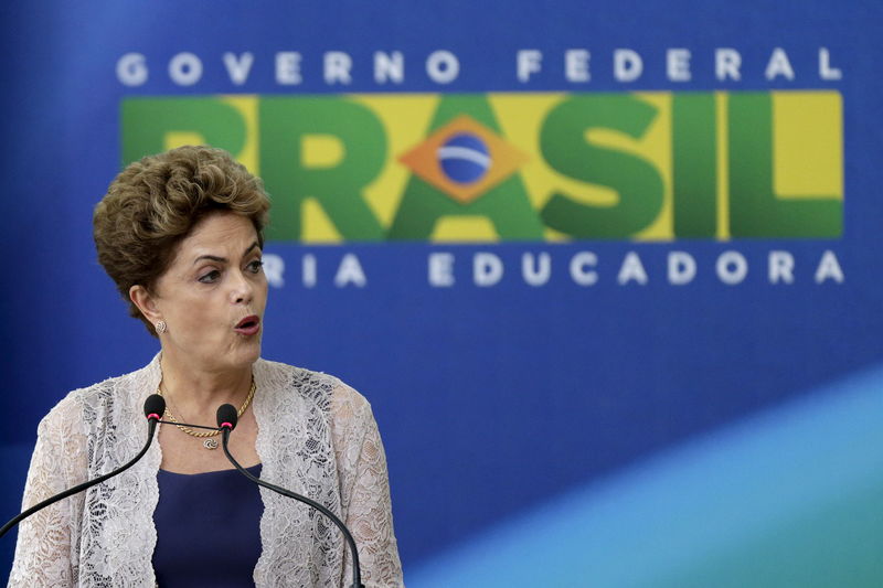 © Reuters. Presidente Dilma Rousseff durante cerimônia no Palácio do Planalto, em Brasília