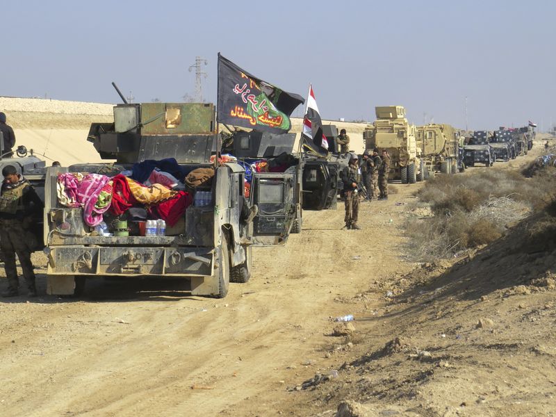 © Reuters. تلفزيون العراق: معركة إخراج الدولة الإسلامية من الرمادي ستستغرق أياما