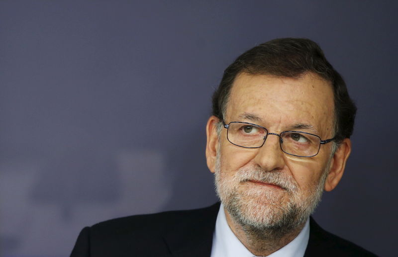 © Reuters. رئيس الوزراء الاسباني يجتمع مع زعيم الاشتراكيين لبحث اتفاق محتمل