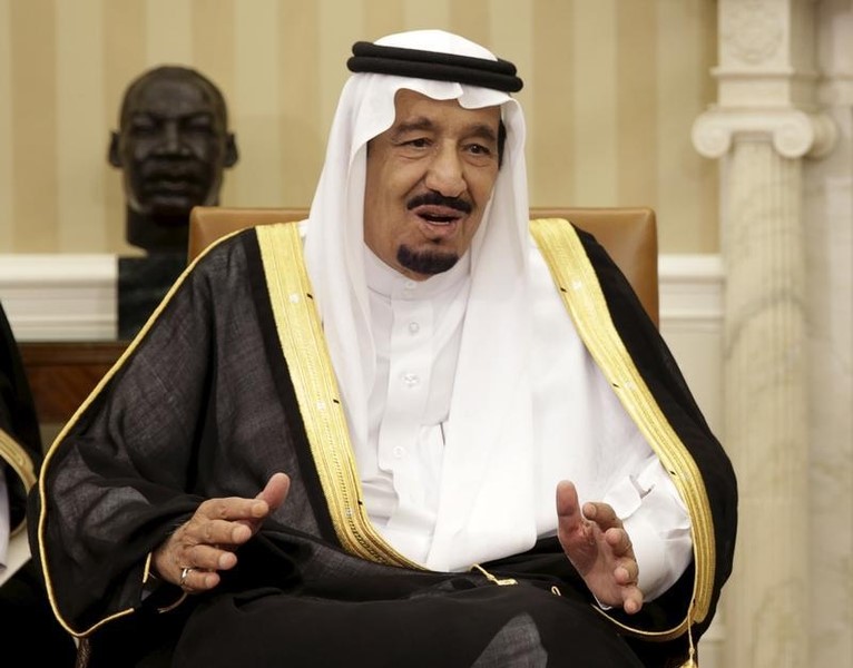 © Reuters. العاهل السعودي: الحكومة ستركز على رفع كفاءة الإنفاق الحكومي