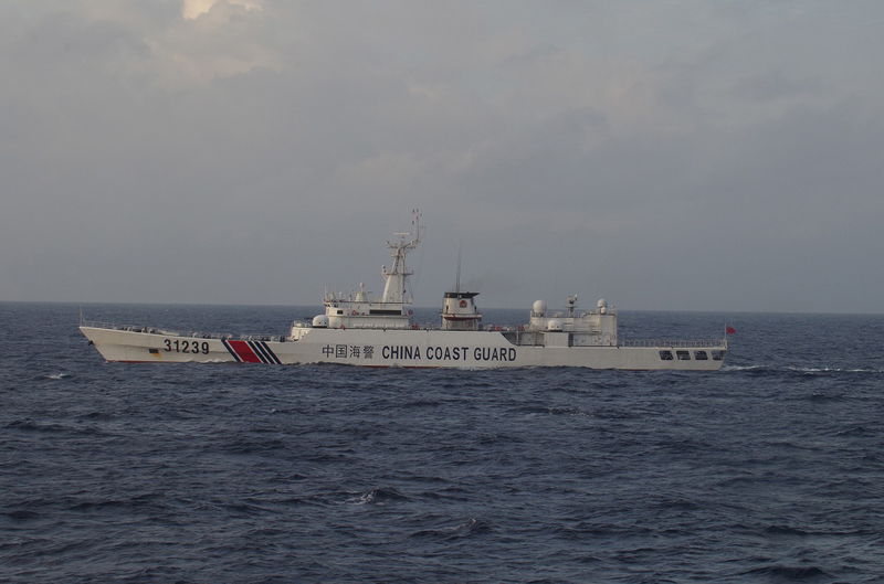 © Reuters. Navio da guarda costeira chinesa avistado perto de ilhas em disputa no Mar do Leste da China