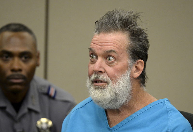 © Reuters. Robert Lewis Dear, 57, accused of shooting three people to death and wounding nine others at a Planned Parenthood clinic in Colorado last month, attends his hearing at an El Paso County court in Colorado Springs